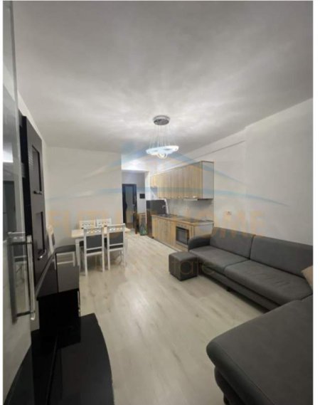 Tirane, shitet apartament 1+1 Kati 3, 61 m² 90.000 Euro (Unaz e Re)