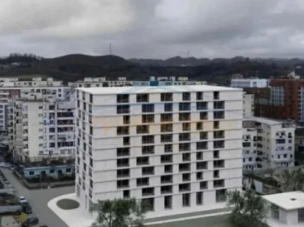Tirane, shitet apartament 2+1+Ballkon Kati 10, 92 m² 106.000 € (Unaza e Re)