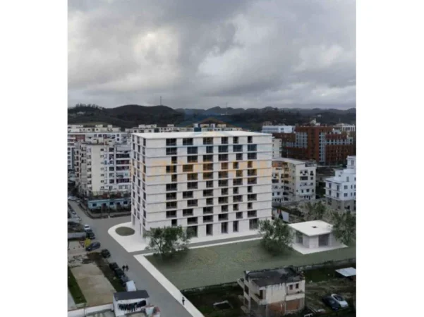 Tirane, shitet apartament 2+1+Ballkon Kati 9, 105 m² 115.700 € (Unaza e Re)