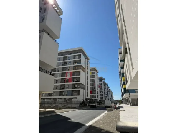 Tirane, shitet apartament 1+1+Ballkon Kati 4, 56 m² 77.000 € (QTU)