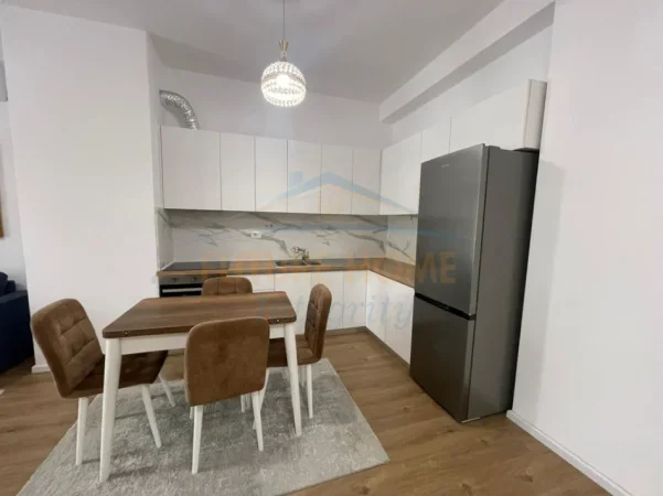 Tirane, shitet apartament 1+1+Ballkon Kati 6, 60 m² 120.000 € (Ali Demi)