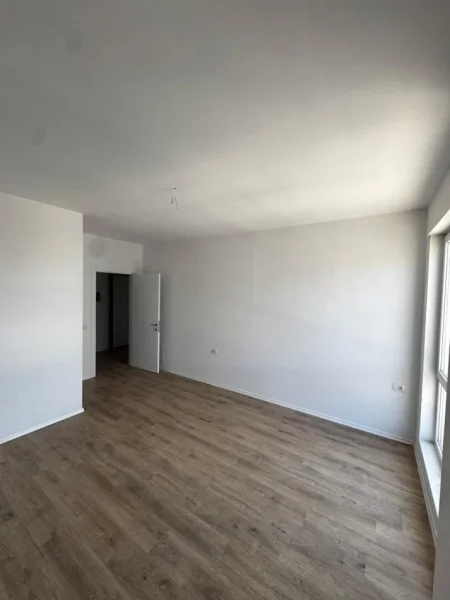 Tirane, jepet me qera apartament 2+1 Kati 7, 70 m² 400 € (Univers City)