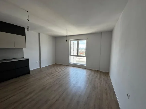 Tirane, jepet me qera apartament 2+1 Kati 7, 70 m² 400 € (Univers City)