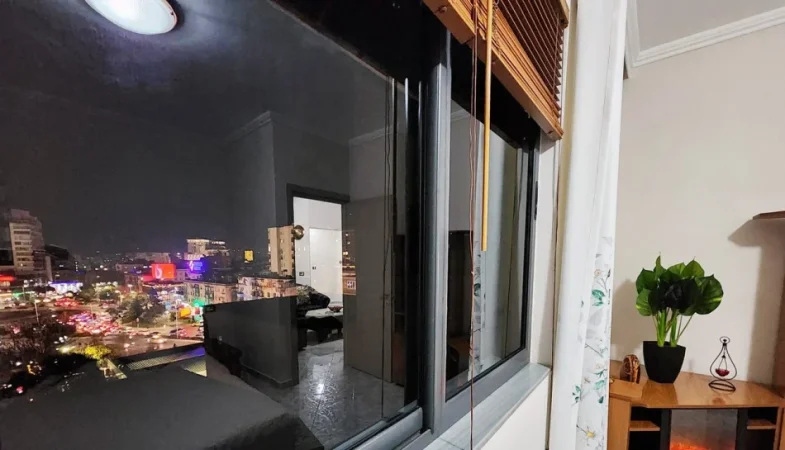 Tirane, jepet me qera apartament 2+1 Kati 6, 114 m² 1.000 € (21 Dhjetori)