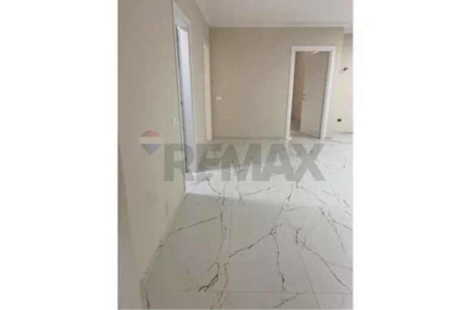 Tirane, jepet me qera zyre Kati 4, 100 m² 1.000 € (Rruga e Durrësit, Tiranë(ID: 530571007-18))