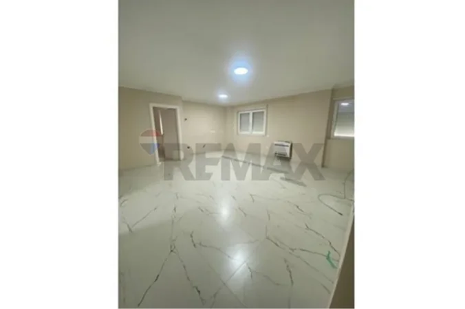 Tirane, jepet me qera zyre Kati 4, 100 m² 1.000 € (Rruga e Durrësit, Tiranë(ID: 530571007-18))