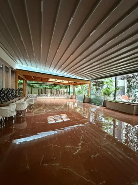 Tirane, shitet lokal Kati 0, 600 m² 1.300.000 € (Don Bosko)