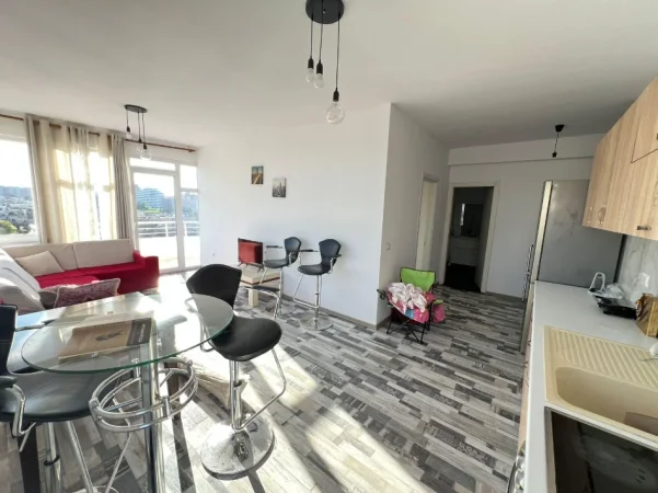Tirane, jepet me qera apartament 1+1 , 90 m² 650 € (Vasil Shanto)