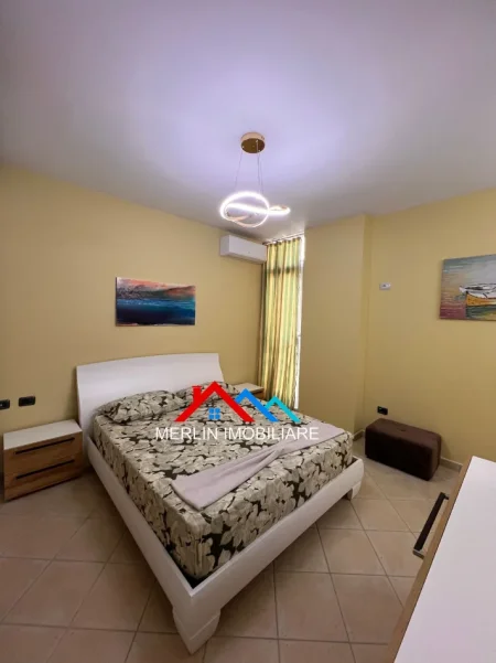 Tirane, jepet me qera apartament 2+1+Ballkon Kati 10, 103 m² 1.000 € (RRUGA QEMAL STAFA)