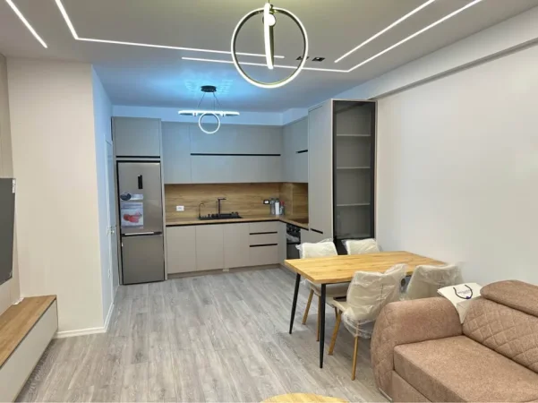 Tirane, jepet me qera apartament 1+1 , 75 m² 520 € (Astir)