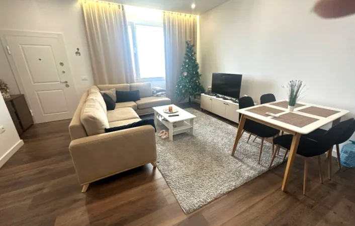 🏡 JEPET HYRJE  1+1 ME QERA NË ALI DEM , AFER MANGALEM🏡,  450 MIJE LEKE