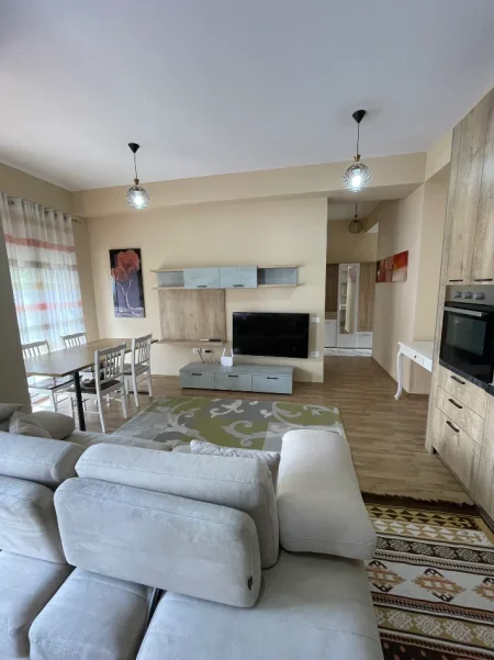 Tirane, jepet me qera apartament 2+1+Ballkon Kati 6, 60 m² 500 € (Rruga Pasho Hysa)