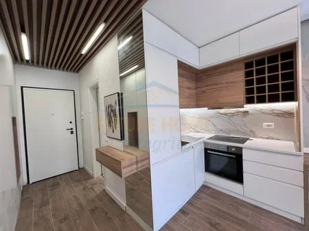 Tirane, shitet apartament 1+1 Kati 2, 34 m² 95.000 € (RRUGA E DIBRES)