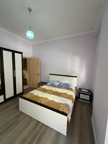 Durres, shitet apartament 1+1+Ballkon Kati 1, 70 m² 80.000 € (Shkembi kavajes)