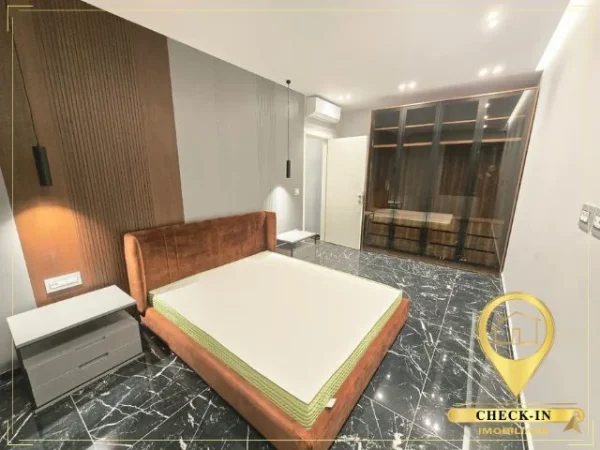 Tirane, jepet me qera apartament 2+1+Aneks+Ballkon Kati 3, 110 m² 850 € (Rruga Kodra e Diellit)
