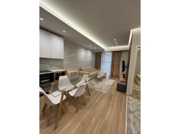 Tirane, shes apartament 1+1+Ballkon Kati 6, 64 m² 155.000 € (Kompleksi Marga 1)