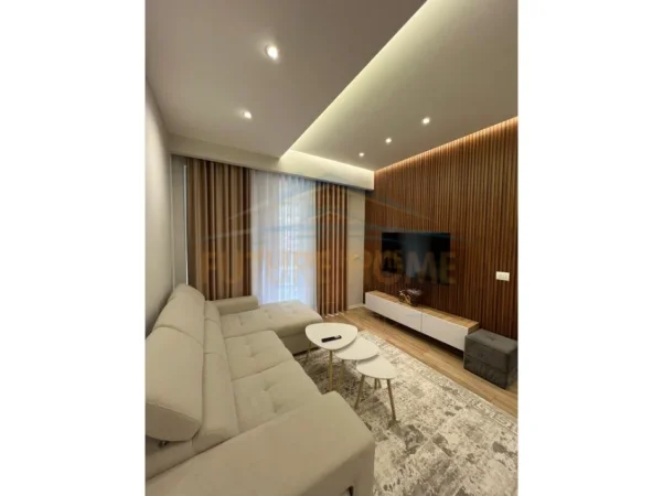 Tirane, shes apartament 1+1+Ballkon Kati 6, 64 m² 155.000 € (Kompleksi Marga 1)