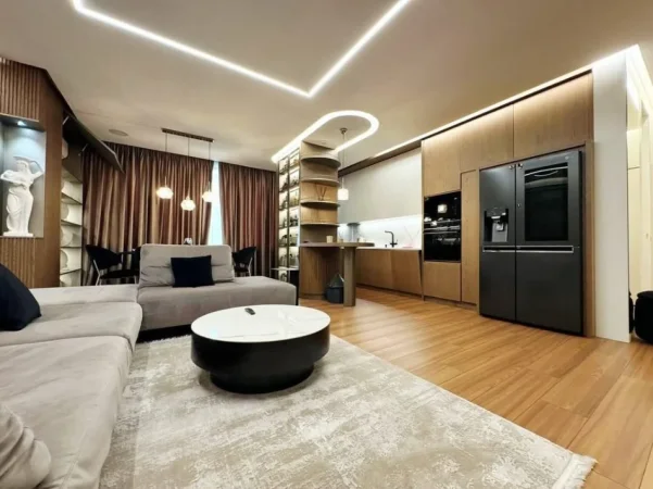Tirane, shitet apartament 2+1+2+Ballkon Kati 2, 131 m² 386.500 € (Rruga e Kavajes, Prane Square 21 )