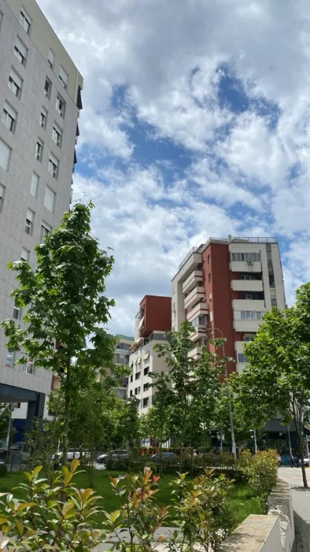 Tirane, shitet apartament 1+1 Kati 8, 66 m² 105.000 € (Bulevardi Migjeni)