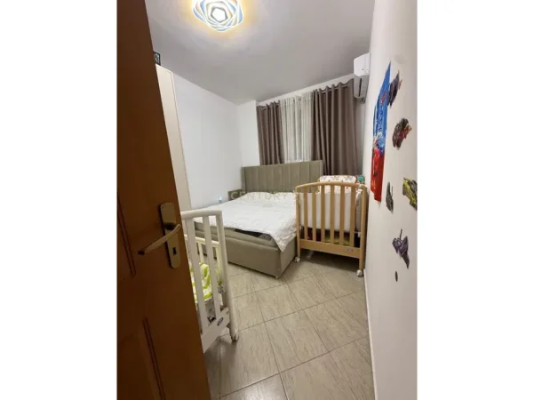 Tirane, shitet apartament 1+1 Kati 3, 56 m² 99.000 € 