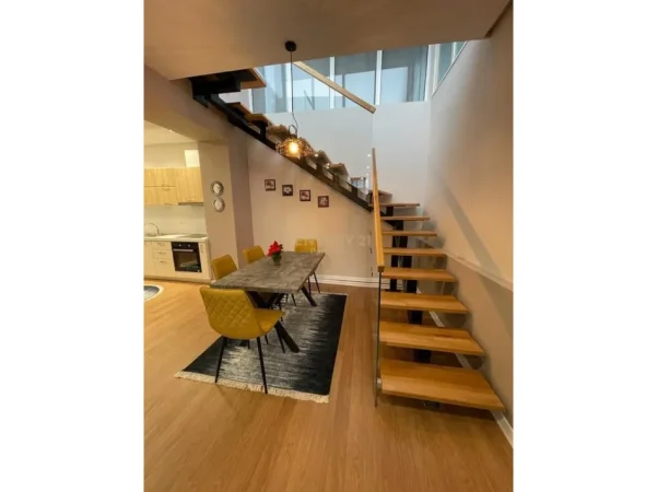 Tirane, shes apartament 2+1+Aneks+Ballkon Kati 8, 102 m² 200.000 € 