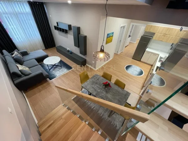 Tirane, shes apartament 2+1+Aneks+Ballkon Kati 8, 102 m² 200.000 € 