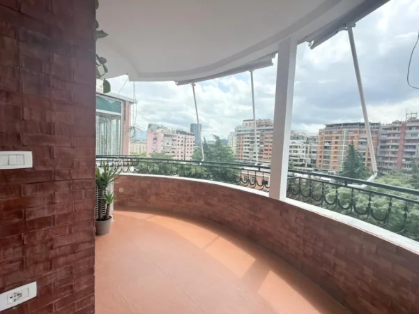 Tirane, shes apartament 1+1+Aneks+Ballkon Kati 5, 100 m² 499.000 € 