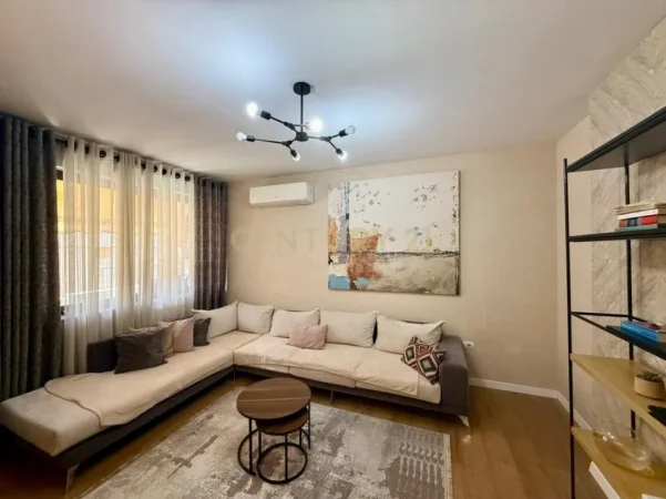 Tirane, shes apartament 2+1+Aneks+Ballkon Kati 5, 133 m² 290.000 € (Hipoteka)