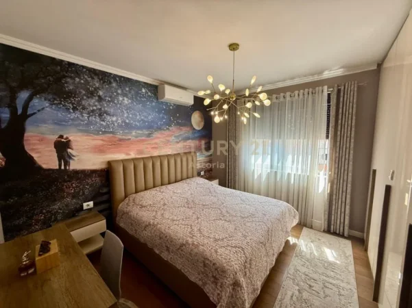 Tirane, shes apartament 2+1+Aneks+Ballkon Kati 5, 133 m² 290.000 € (Hipoteka)