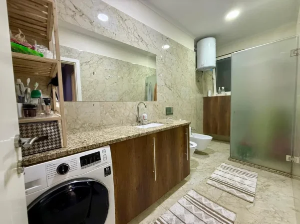 Tirane, shes apartament 2+1+Aneks+Ballkon Kati 5, 133 m² 290.000 € (Hipoteka)