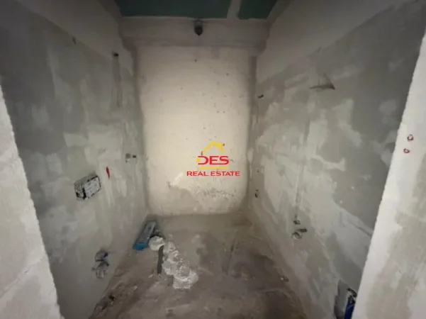 Vlore, shitet apartament 2+1+Ballkon Kati 2, 96 m² (Rruga Fiqirete Musta)