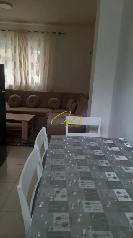 Tirane, jepet me qera apartament 1+1 Kati 1, 60 m² 600 € (RRUGA FORTUZI)