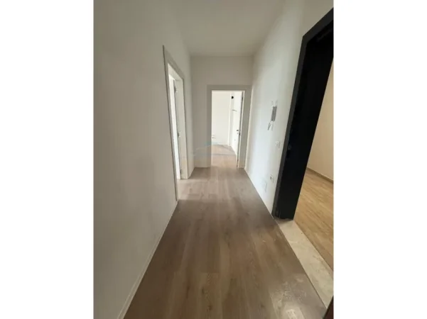 Tirane, shitet apartament 2+1 Kati 3, 88 m² 145.000 € (PASKUQAN)
