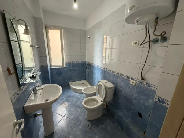 Tirane, shitet apartament 2+1 Kati 2, 96 m² (Kmy Yzberisht)