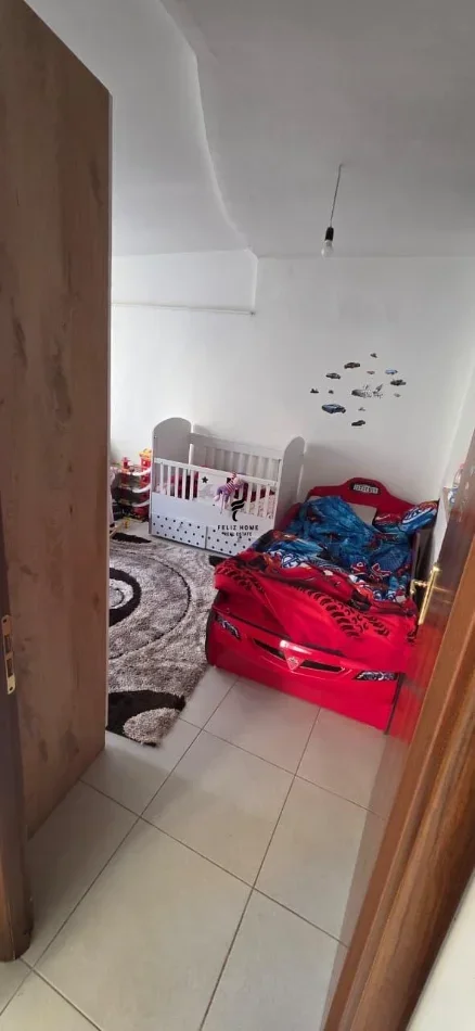 Tirane, shitet apartament 2+1 Kati 2, 74 m² 130.000 € (ASTIR)