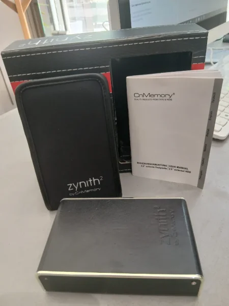 Vlore, shes Zynith 2.5" External HDD USB 2.0