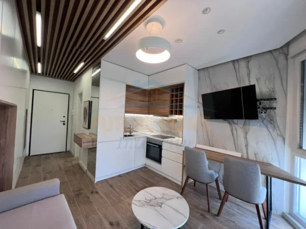Tirane, jepet me qera garsonier Kati 2, 33 m² 370 € (RRUGA E DIBRES TIRANE)