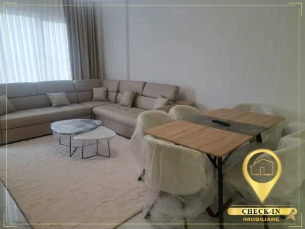 Tirane, jepet me qera apartament 2+1+Aneks+Ballkon Kati 4, 118 m² 570 € (Rruga Liria, Kamez)