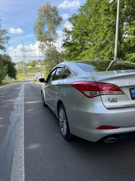 Tirane, jap me qera makine i40 Nafte, gri metalizato automatik Klima 150.000 km 40 €