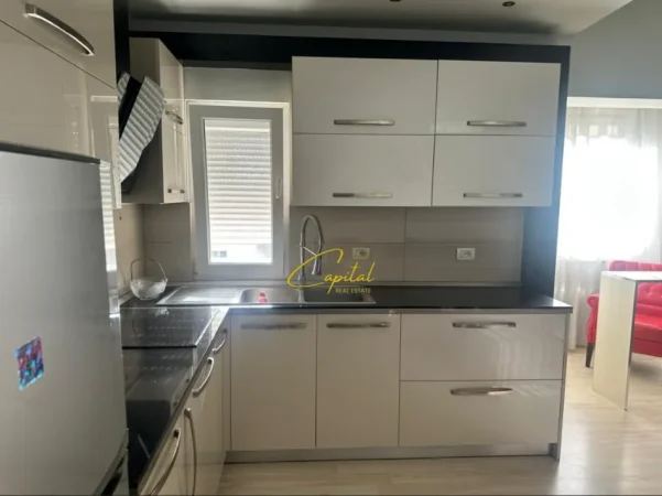 Tirane, jepet me qera apartament 1+1 Kati 6, 70 m² 500 € (SHKOLLA E BALETIT)