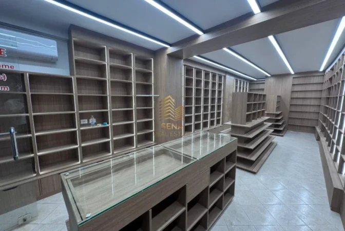 Tirane, jepet me qera ambjent biznesi Kati 0, 54 m² 1.600 € (Qender)