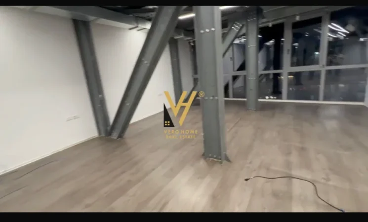 Tirane, jepet me qera ambjent biznesi Kati 6, 180 m² 3.000 € (KOMUNA E PARISIT)