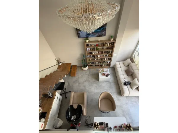 Tirane, jepet me qera apartament 2+1 Kati 10, 103 m² 205.600 € (Pallati me shigjeta)
