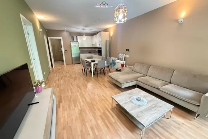 Tirane, jepet me qera apartament 2+1 Kati 0, 160 m² 1.000 € (Secret Garden)