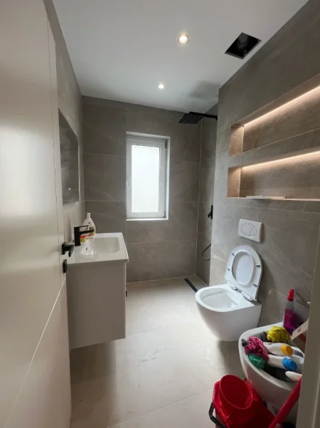 Tirane, shitet apartament 1+1 Kati 3, 57 m² 158.000 € (Prokuroria e Tiranes,Mine Peza)