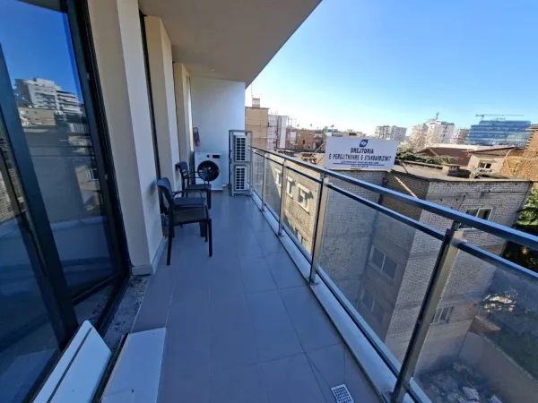 Tirane, jepet me qera apartament 1+1 Kati 2, 70 m² 750 € (Mine Peza)