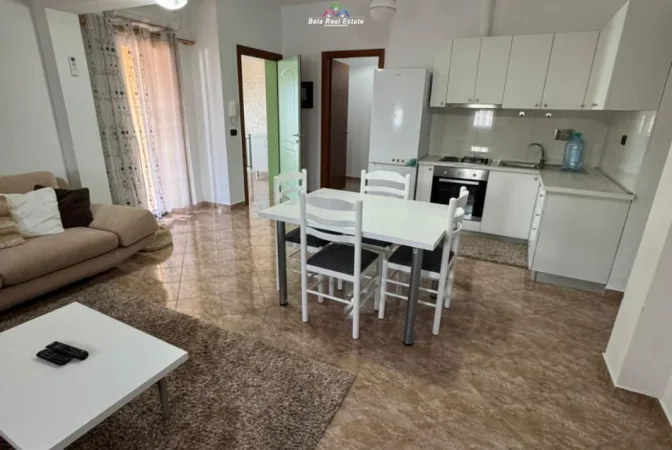 Tirane, jepet me qera Vile 1+1 Kati 3, 100 m² 520 € (Rruga e elbasanit)