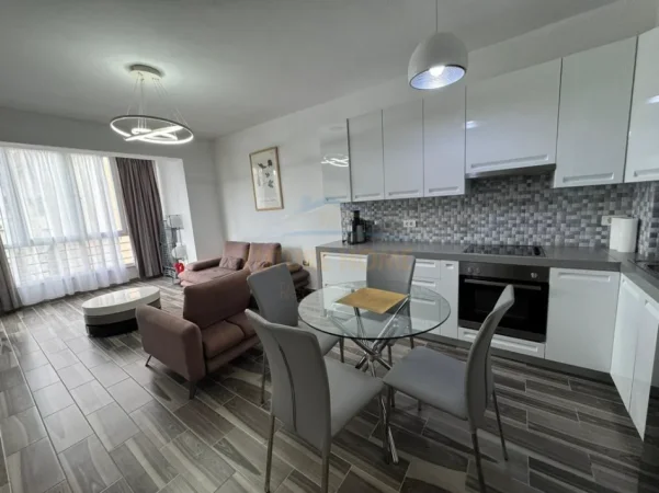 Tirane, jepet me qera apartament 1+1+Ballkon Kati 3, 65 m² 550 € (Liqeni i Thate)