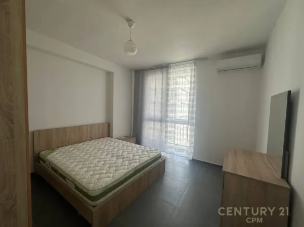 Tirane, jepet me qera apartament 3+1+Ballkon Kati 3, 108 m² 650 € (fund 5 maji)