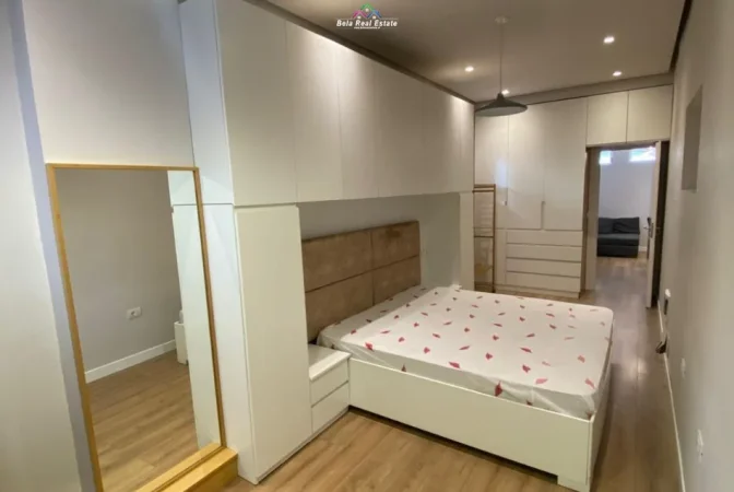 Tirane, jepet me qera apartament 1+1 Kati 0, 56 m² 550 € (Rruga Hamdi Garunja)